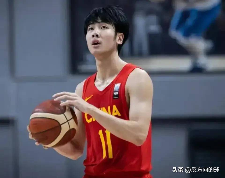 莱万多夫斯基是巨星吗