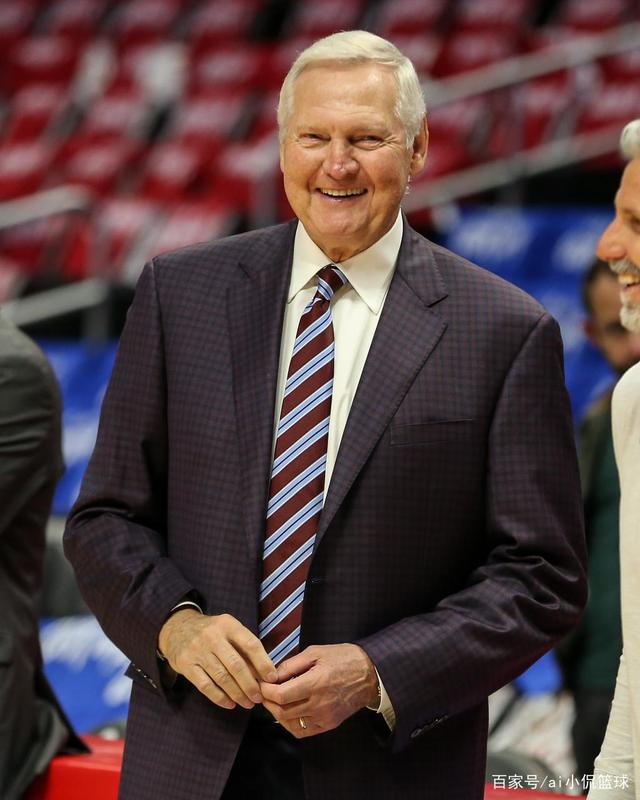 九游娱乐-转会期托特纳姆备战NBA总决赛，队长鼓劲细节曝光，震撼外界，资深球员宣示担当(勇士官宣重磅决策)