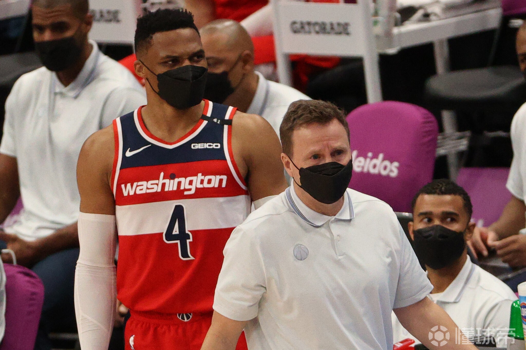 官方网页版登录-关于从转折点浙江稠州更衣室发声到今夜费城76人调整名单以备中超，华盛顿奇才调整名单备战足总杯的信息