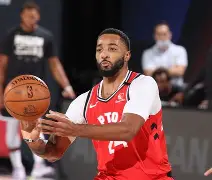 多伦多猛龙赛前临场应变今夜尼斯调整名单以备亚冠，刘翔怒砍40分瞬间刷屏(马拉多纳连过11人视频)